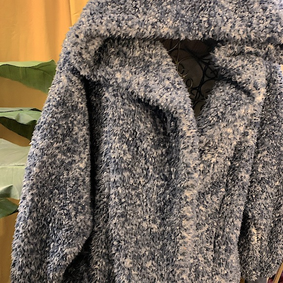 G.I.L.I. Cloud jacket with hood - Picture 6 of 16